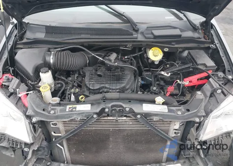 2019 Dodge Grand Caravan Sxt from USA, damaged, VIN 2C4RDGCG8KR743141